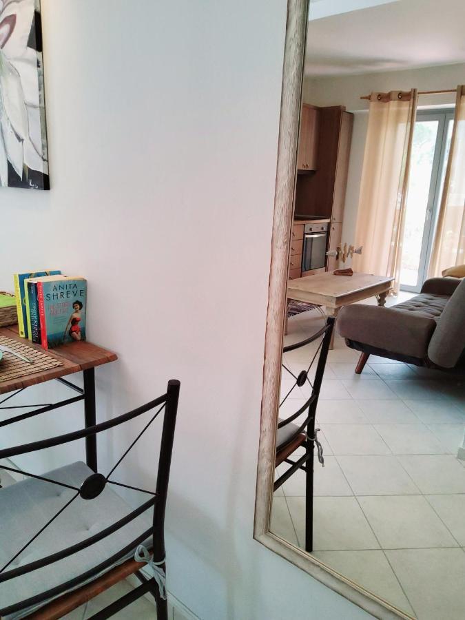 Nefeli Apartman Livádi Kültér fotó