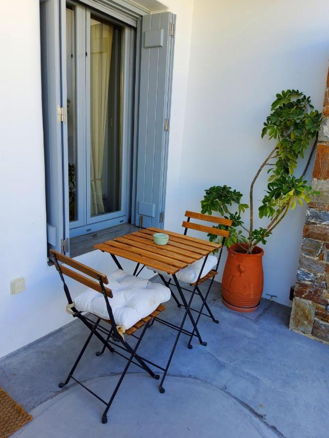 Nefeli Apartman Livádi Kültér fotó